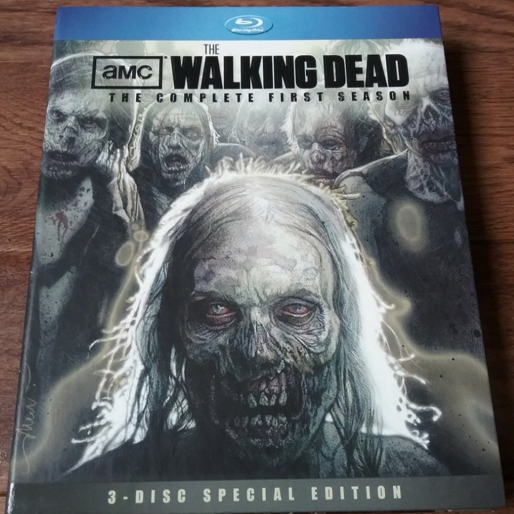 The Walking Dead The Complete First Season Blu Ray 3 Disc Special Edition